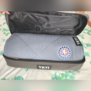 YETI Lowlands Blanket